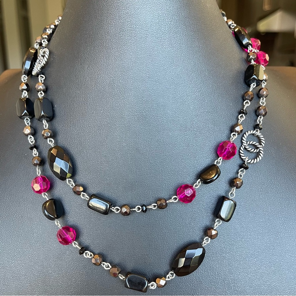Lia Sophia Raspberry Splash Hot Pink & Black Acrylic Beads 36” Length Adjustable